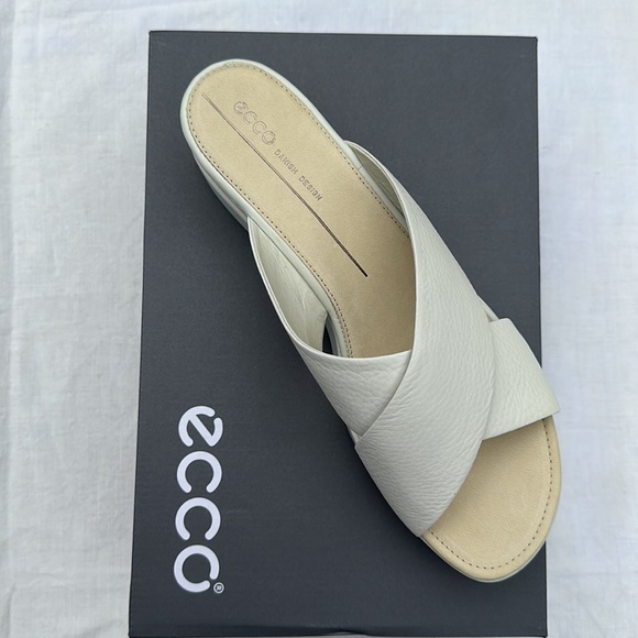 ECCO Women's Touch Plateau Platform Slide Sandal Beachy Coastal Easy Comfortable - Picture 8 of 11